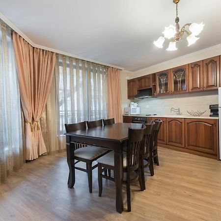 Vazov Residence , Two Bedroom Top Centre Apartment Varna Eksteriør bilde