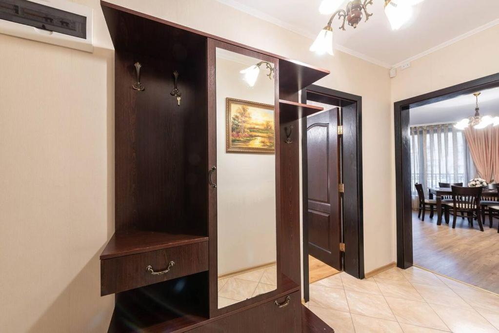 Vazov Residence , Two Bedroom Top Centre Apartment Varna Eksteriør bilde